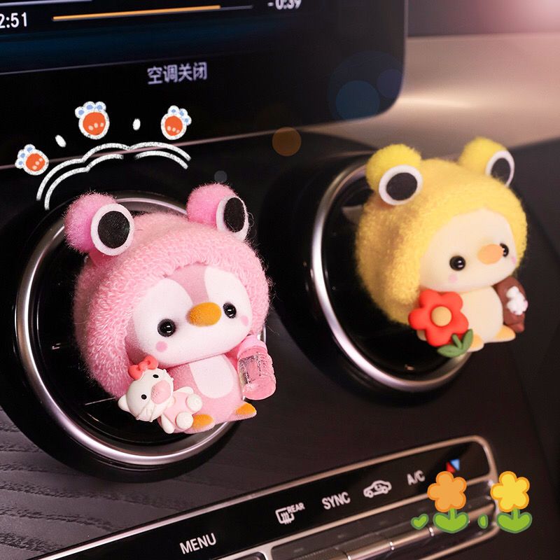 Car air outlet aromatherapy car perfume air-conditioning car long-lasting light fragrance decoration high-end creative cute personality female
