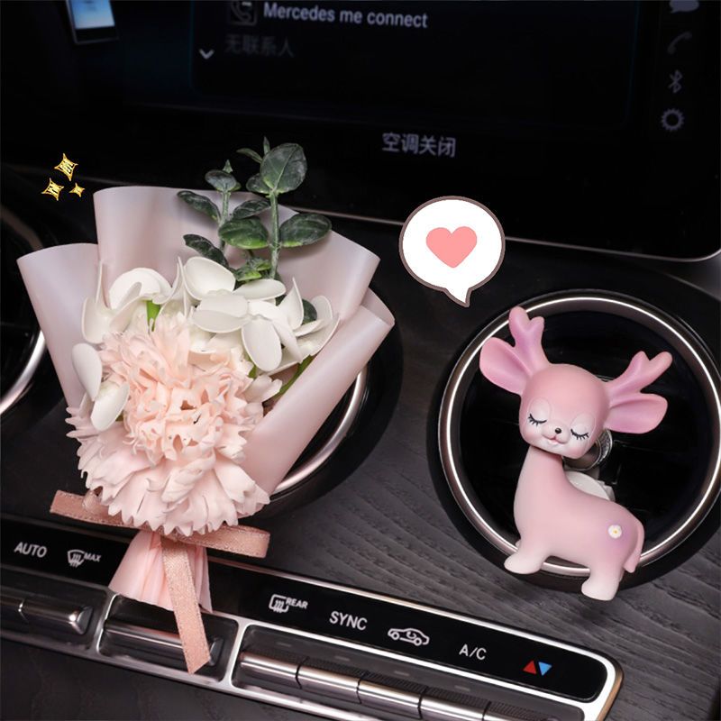Car perfume cute and creative one deer safe fade air outlet lasting light fragrance aromatherapy decoration car interior decoration supplies