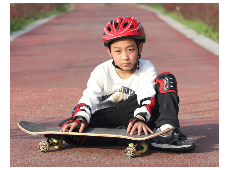 轮滑护具套装儿童头盔滑板护具全套溜冰鞋护具全套平衡车护具护膝