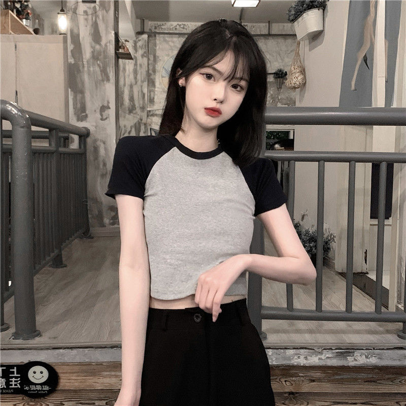 Korean version of the Korean version of the tight short section navel t-shirt female student small summer simple short-sleeved high waist bottoming top