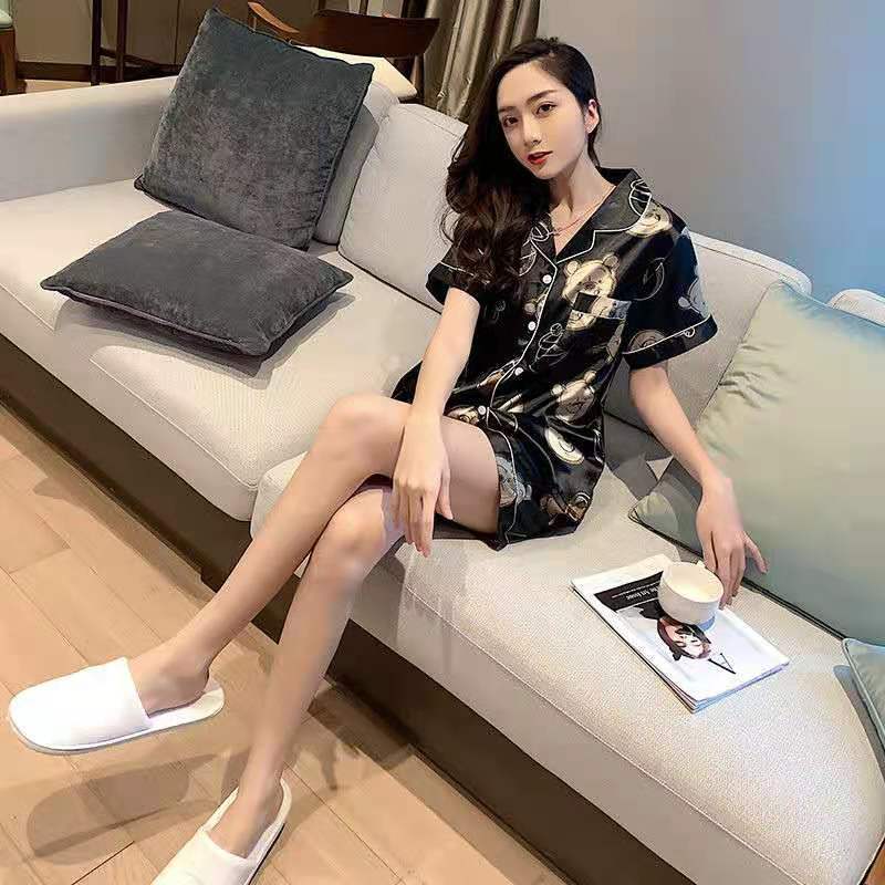 New ice silk pajamas women's summer thin section short-sleeved Korean student home service simulation silk sexy suit spring and autumn