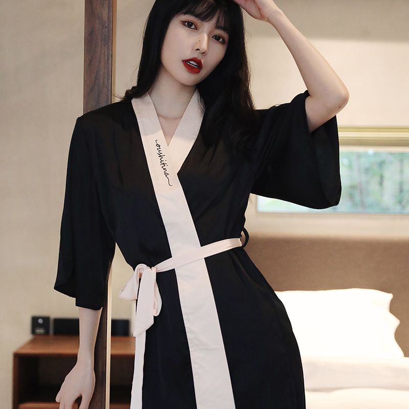 Sexy pajamas female spring, autumn and summer 2022 bridal morning gown ice silk nightdress nightgown net red home service thin bathrobe