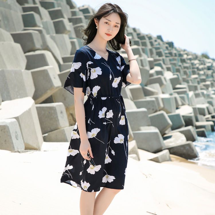 新款夏季棉綢連衣裙女中長款收腰顯瘦人造棉沙灘裙碎花綿綢大擺裙