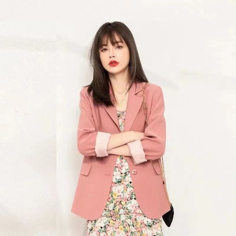 Small suit jacket women's 2022 spring and autumn new Korean version of casual high-end fried street temperament small suit loose top