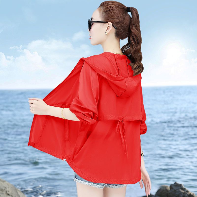 Sunscreen clothing women's short style 2023 summer new Korean version loose thin section breathable long-sleeved hooded outdoor sunscreen clothing