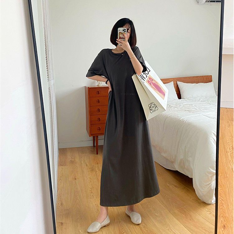 Fat MM extra large size 300 catties T-shirt long skirt 2023 summer loose Tibetan meat slimming solid color super long over-the-knee dress