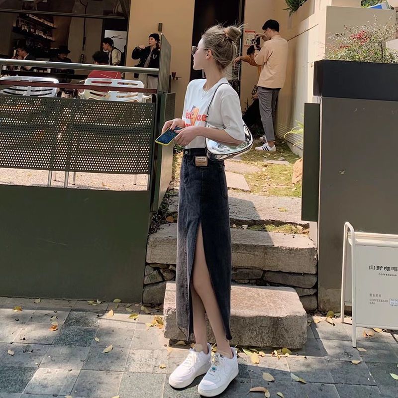 High waist slit OEM denim skirt women's summer Internet celebrity Hong Kong style mid-length slim and versatile bag hip skirt trendy