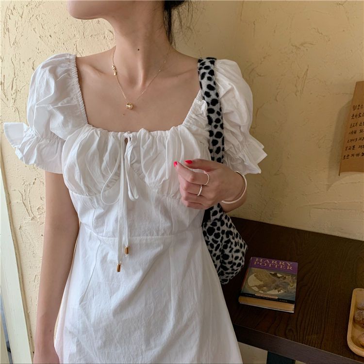 法式白色连衣裙女装夏季新款初恋小个子设计感方领泡泡袖裙子