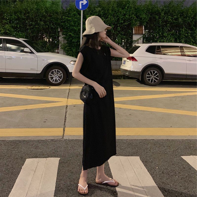 Fat MM extra large size 300 catties sleeveless T-shirt skirt summer loose hidden meat showing thin halter dress pregnant woman vest skirt