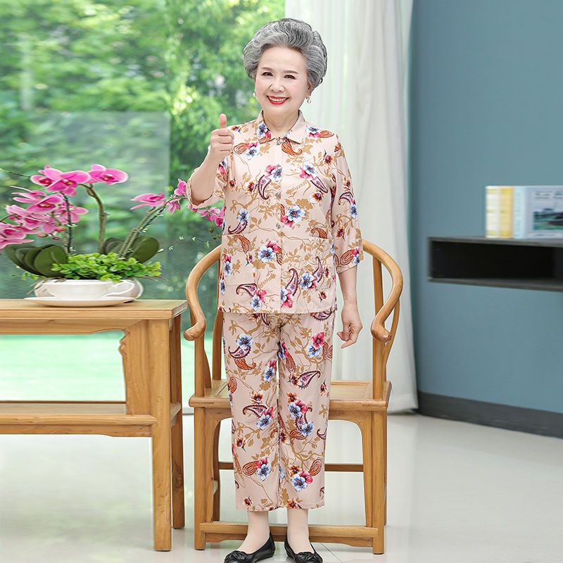Middle-aged and elderly women's cotton silk grandma's summer suit 60-year-old and 70-year-old summer clothes female mother's two-piece suit