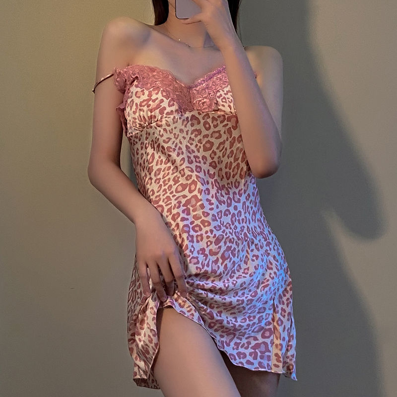 2023 new high-end sexy leopard strap nightdress lace underwear pajamas women's belt detachable chest pad summer