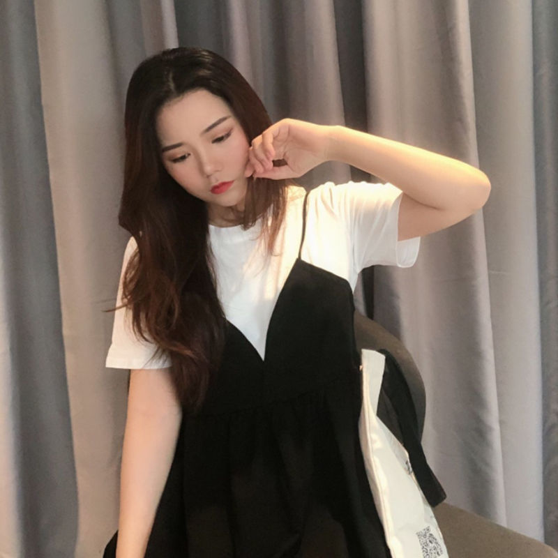 Fat MM extra large size 300 catties pregnant women T-shirt skirt 2023 summer loose hidden meat thin suspenders fake two-piece dress