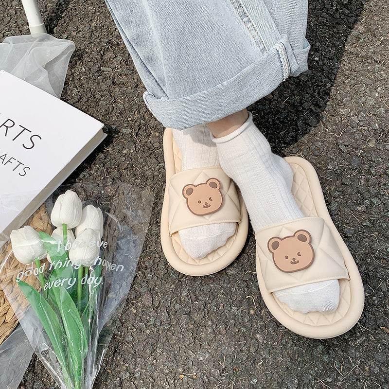 Summer Korean version of cute bear head flat slippers female students ins style home non-slip sandals and slippers can be worn outside