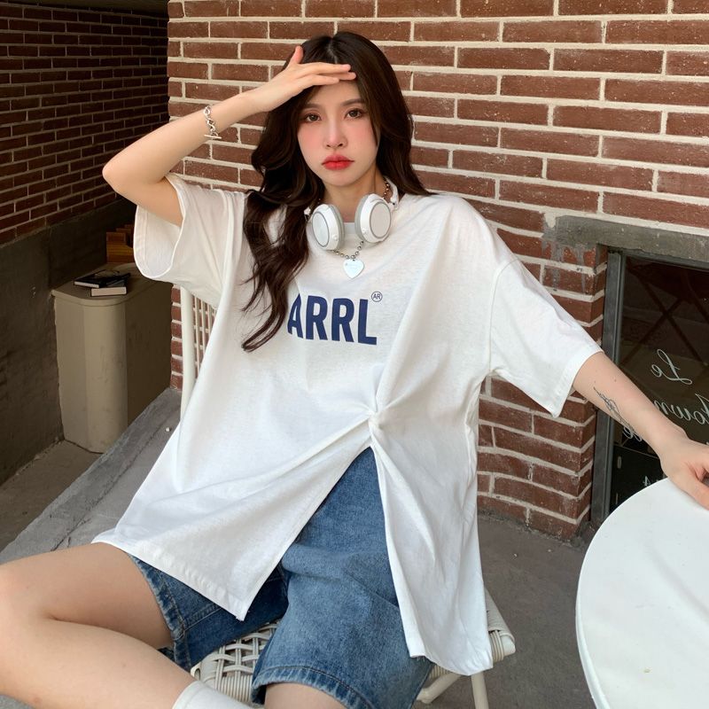 Design sense niche kink split letter printed short-sleeved T-shirt women's summer loose mid-length hip-covering half-sleeve top trendy