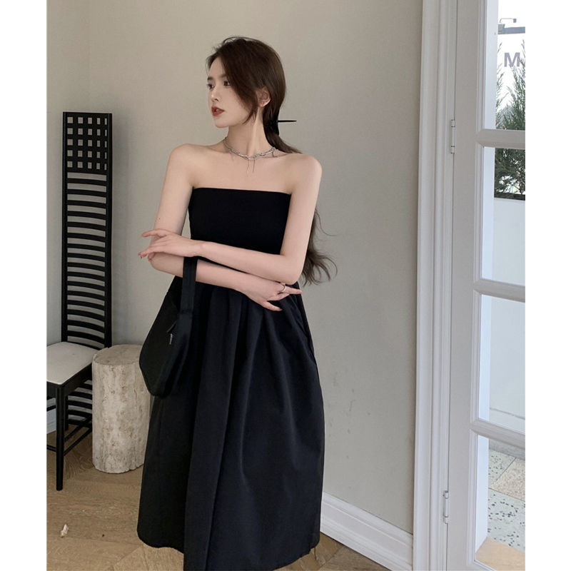 Hepburn style little black dress tube top dress women's summer 2021 new mid-length skirt temperament waist sweet skirt