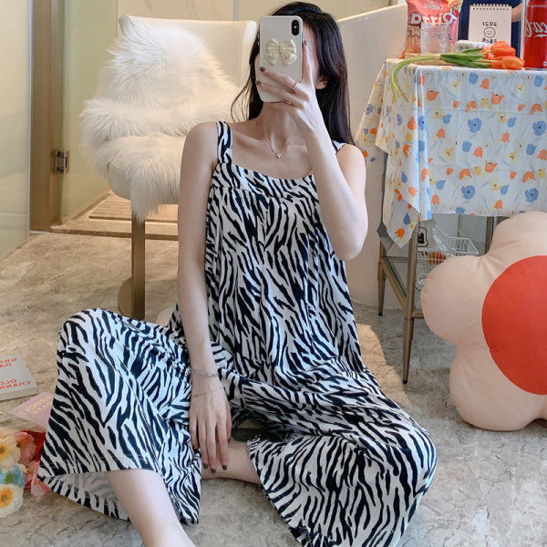One-piece copper ammonia silk pajamas women's summer suspenders sleeveless loose large size cropped pants casual fashion can be worn outside home clothes