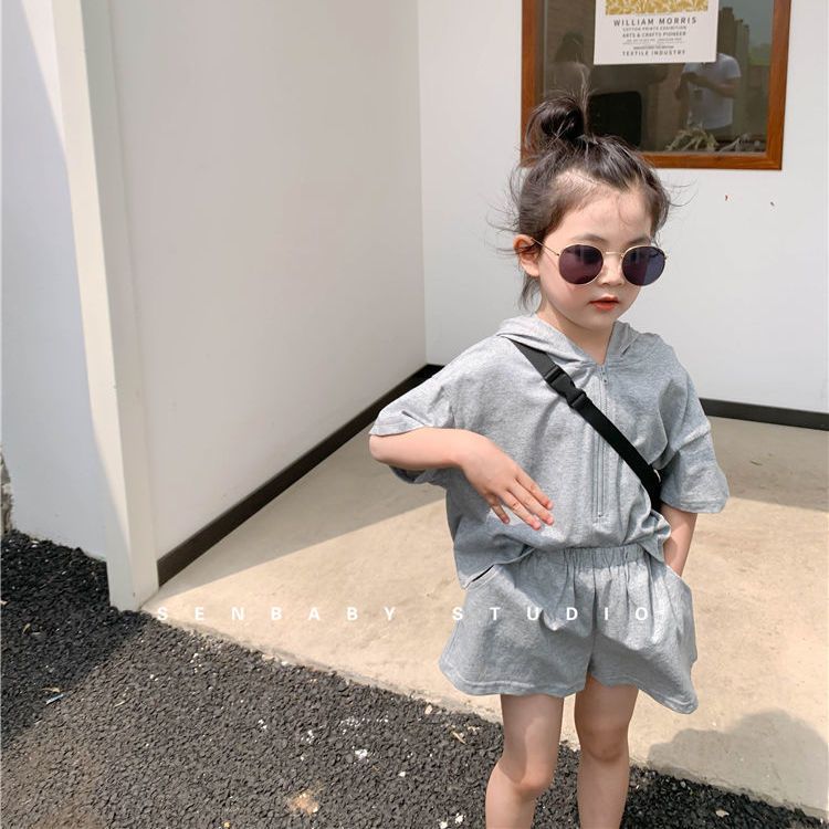 Girls' casual suit summer 2021 new children's short-sleeved foreign style children's hooded sweater sports two-piece set