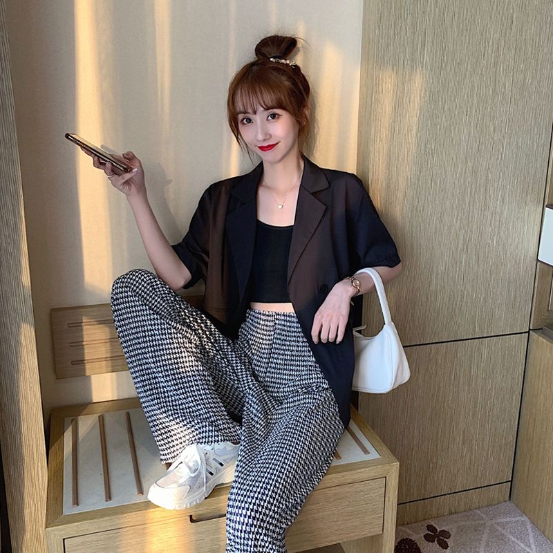 Extra large 300kg thin suit coat female summer fat mm loose fried Street black short sleeve small suit top