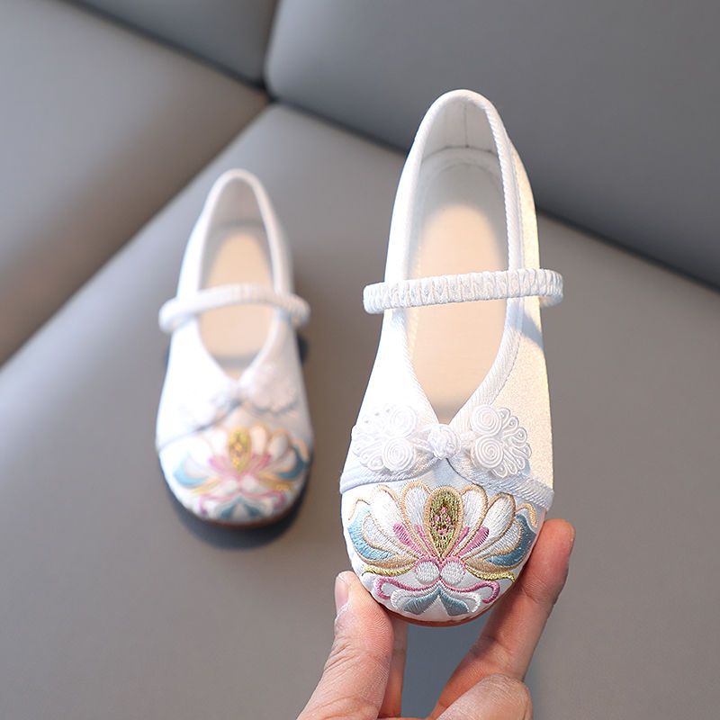 女童古装公主绣花鞋宝宝中国风童鞋老北京儿童布鞋汉服鞋子舞蹈鞋