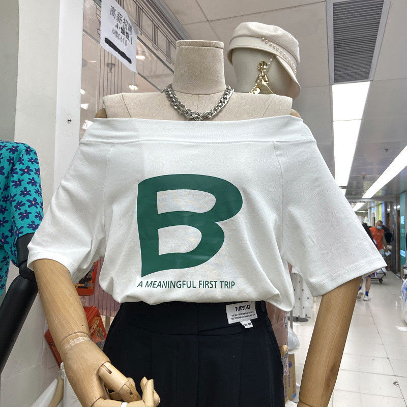 Short-sleeved t-shirt women's 2021 summer new Korean version of ins trendy one-neck off-the-shoulder loose fashion foreign style all-match top
