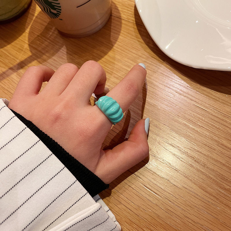 韩国气质少女学院风网红彩色戒指滴油个性日系原宿风宽版食指戒女