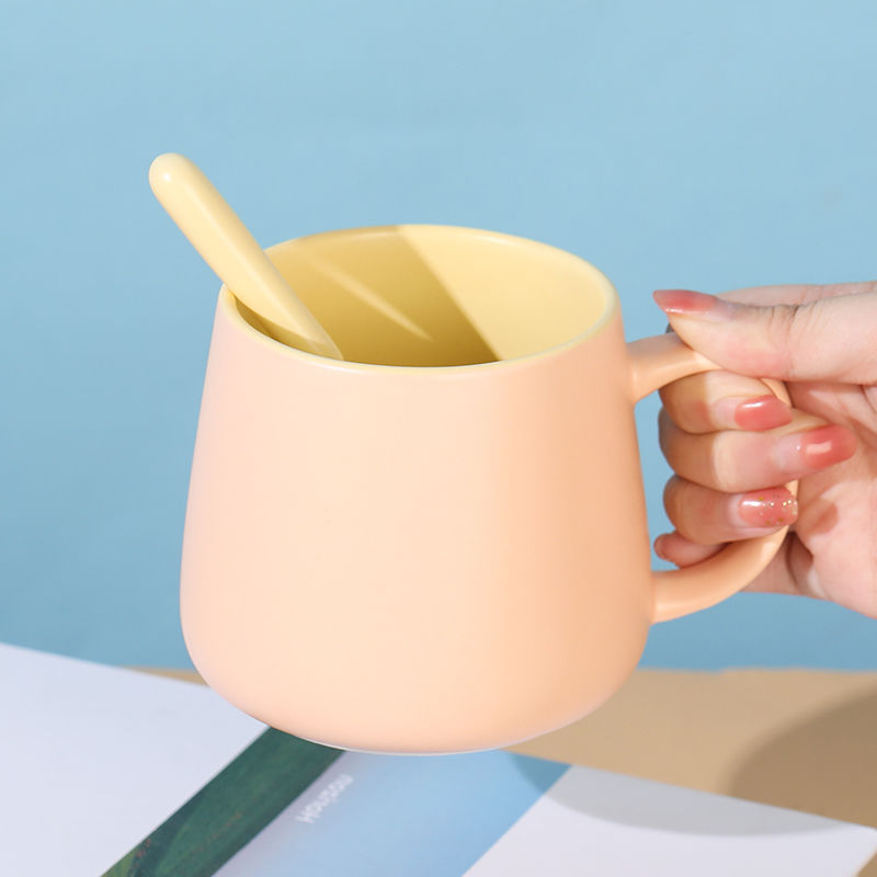 高颜值情侣水杯带盖勺简约陶瓷杯纯色马克杯家用大容量牛奶咖啡杯