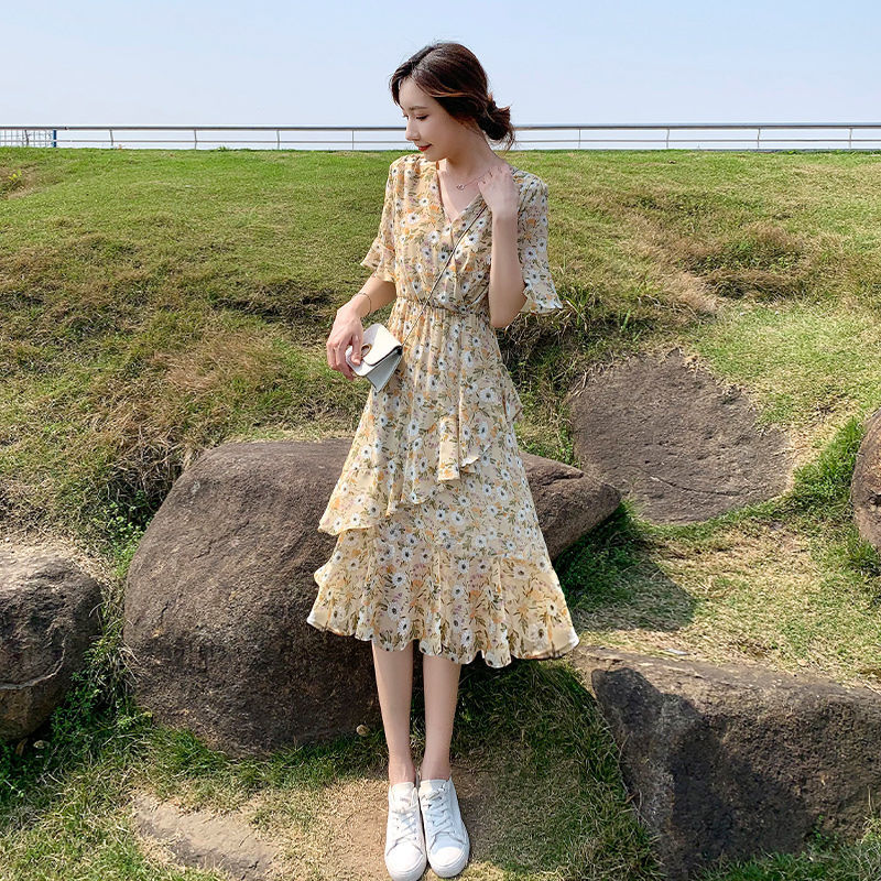 Daisy floral skirt 2023 new summer slimming v-neck chiffon dress a-line cake skirt fairy