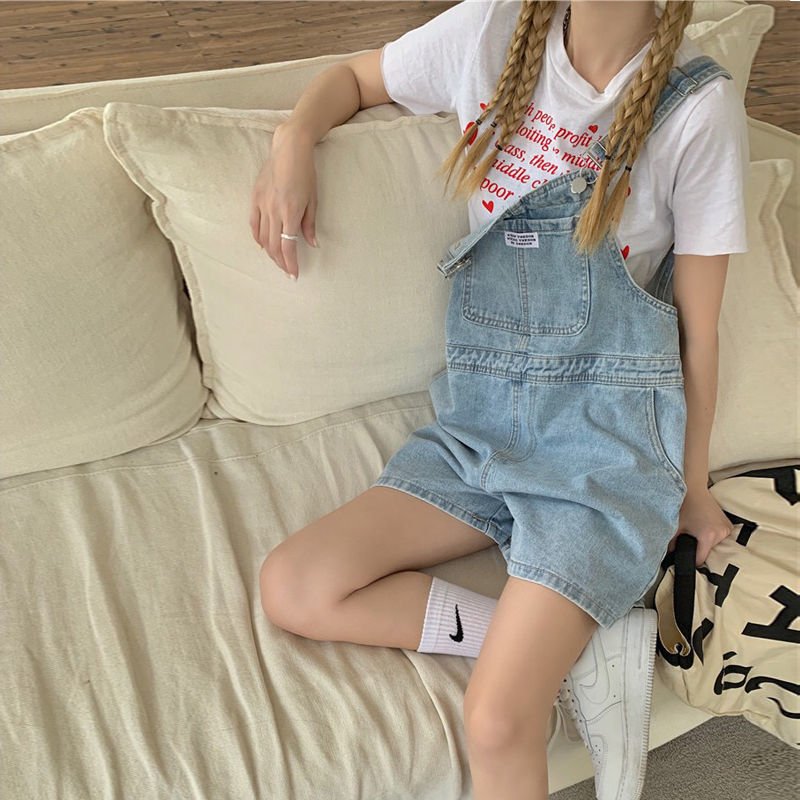 In summer , the new Korean version of loose and thin denim suspender quintiles women's thin straight tube wide leg pants