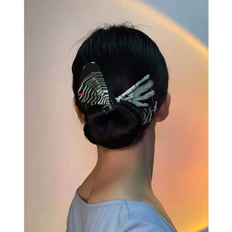 New printing magic twist twist lazy butterfly clip twist hair iron wire bow magic twist clip hair clip