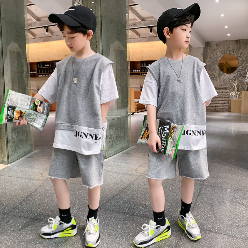 Boys' summer suit short-sleeved fake two-piece middle-aged and older children's  new summer trendy brand children's sports handsome thin section