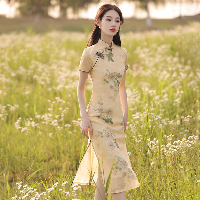 旗袍女2023年新款夏季素雅復古中國風花朵中長款年輕款改良連衣裙
