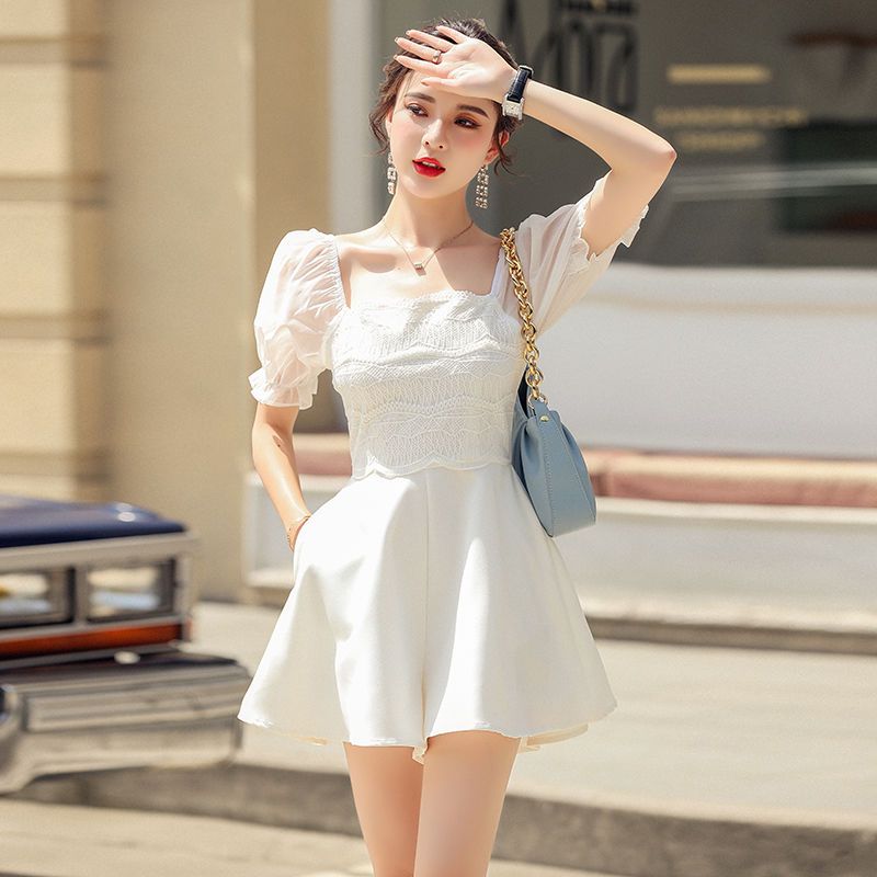Bubble sleeve jumpsuit female 2023 summer new lace square collar wide-leg shorts fairy French first love jumpsuit