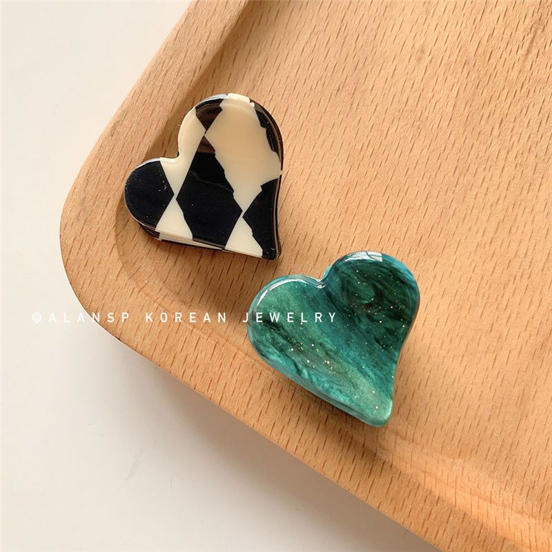 Retro cute mini galaxy peach heart bangs clip bright love acetic acid girl grip clip Korean ins new style