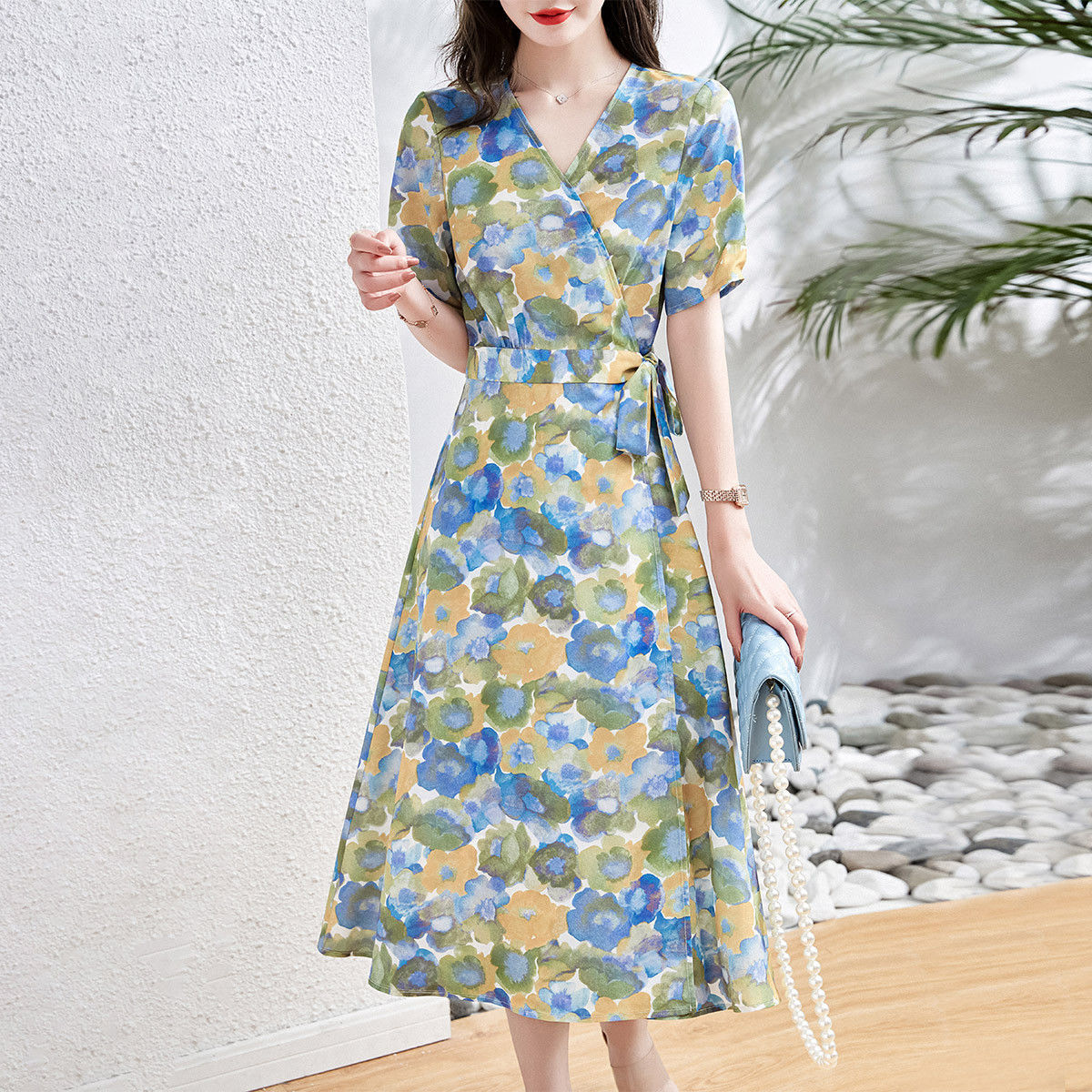 dme2022夏季新款绑带印花连衣裙女花朵印花斜门襟连衣裙女