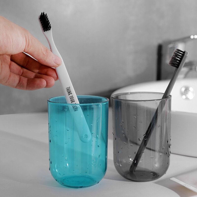 Creative fashion transparent plastic toothbrush cup bathroom wash cup cleaning appliance simple drinking gargle couple cup