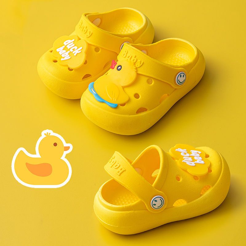 Children's slippers summer indoor non-slip soft bottom baby boys hole shoes Baotou infants and young children's sandals and slippers home