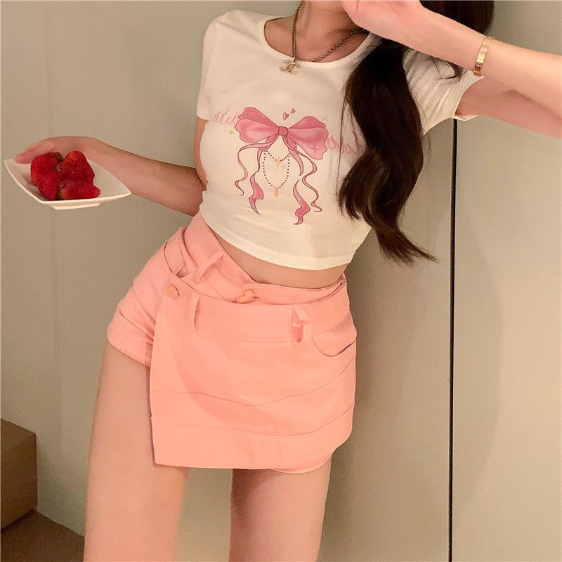 Ins girl age reduction tight high waist short t-shirt female student summer exposed umbilical chest white sweet and spicy short-sleeved top