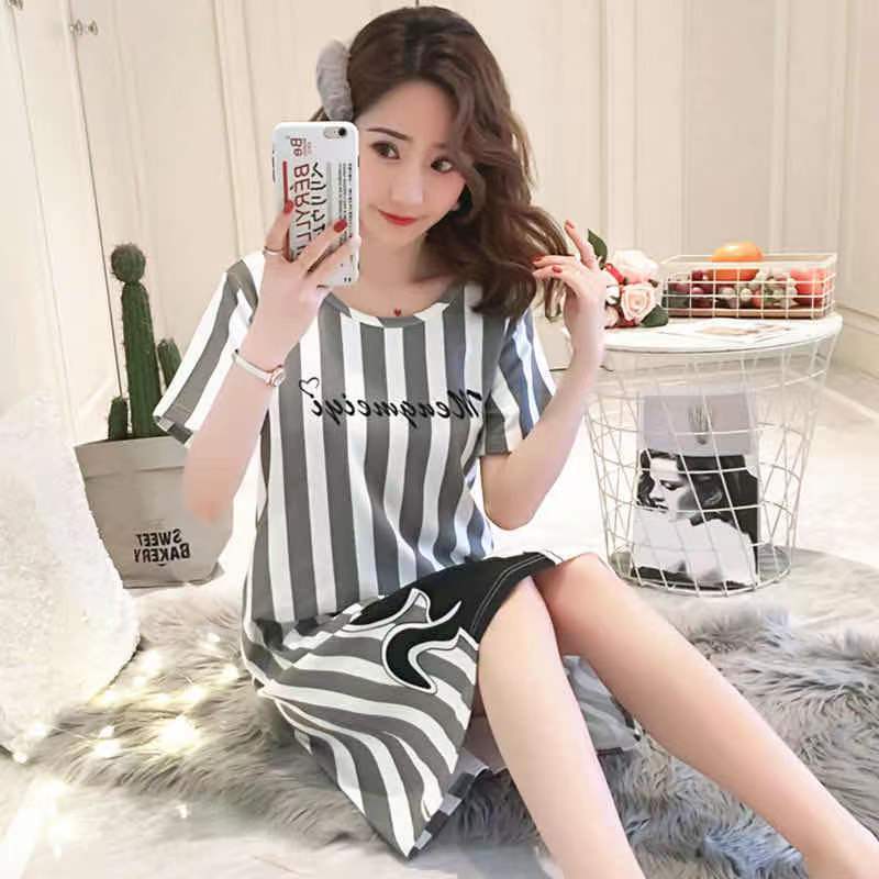 Short sleeved maternity nightdress for women in summer thin maternity confinement clothes in summer postpartum lactation feeding nightdress large