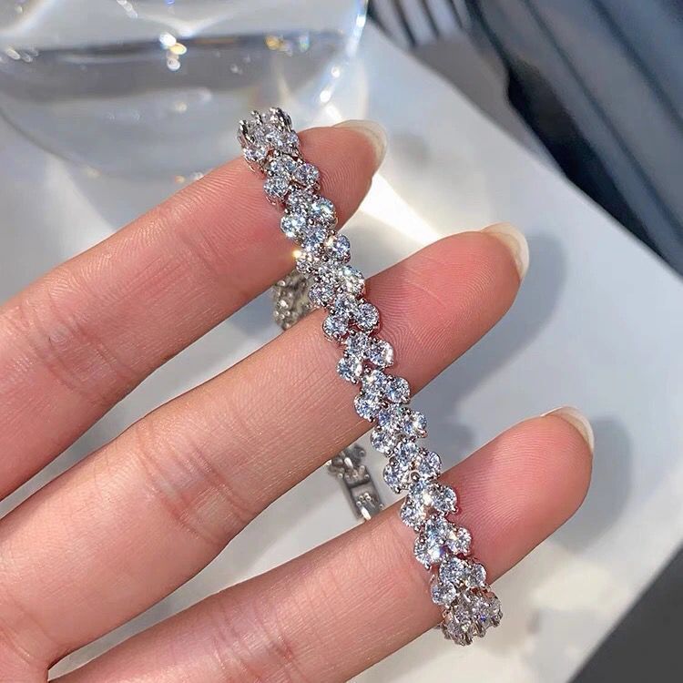 European and American Roman bracelet ins small crowd designer women's full diamond light luxury luxury high-end luxury trendy bracelet