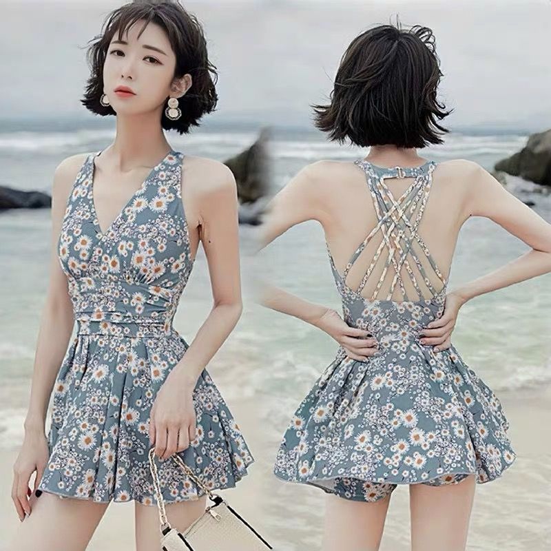 Swimsuit for women 2021 new hot spring cover belly slimming sexy ladies one-piece Korean ins large size conservative swimsuit