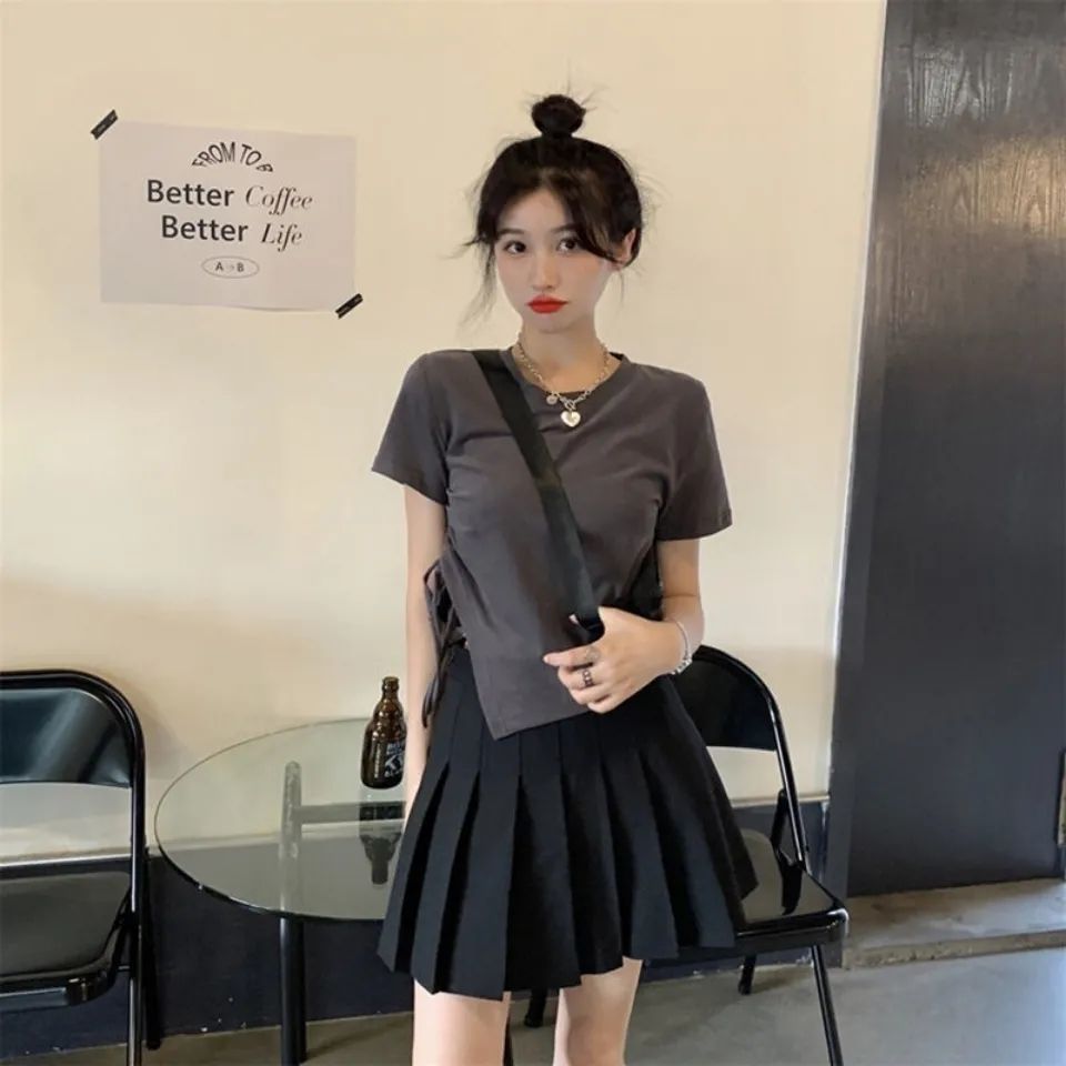 【兩件套】我是你的CC同款不規則設計感上衣顯瘦T恤+高腰百褶裙