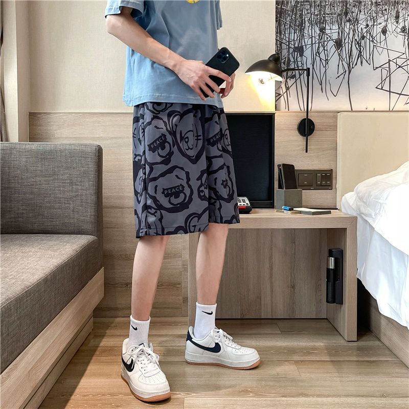 Japanese summer new full printed bear shorts men and women wear trendy loose casual pants couple Harajuku five-point pants