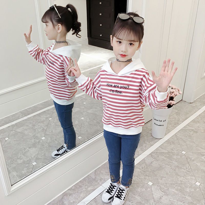 Girls' autumn long-sleeved top Korean version loose and western style children's student hooded sweater spring and autumn models 2022 new