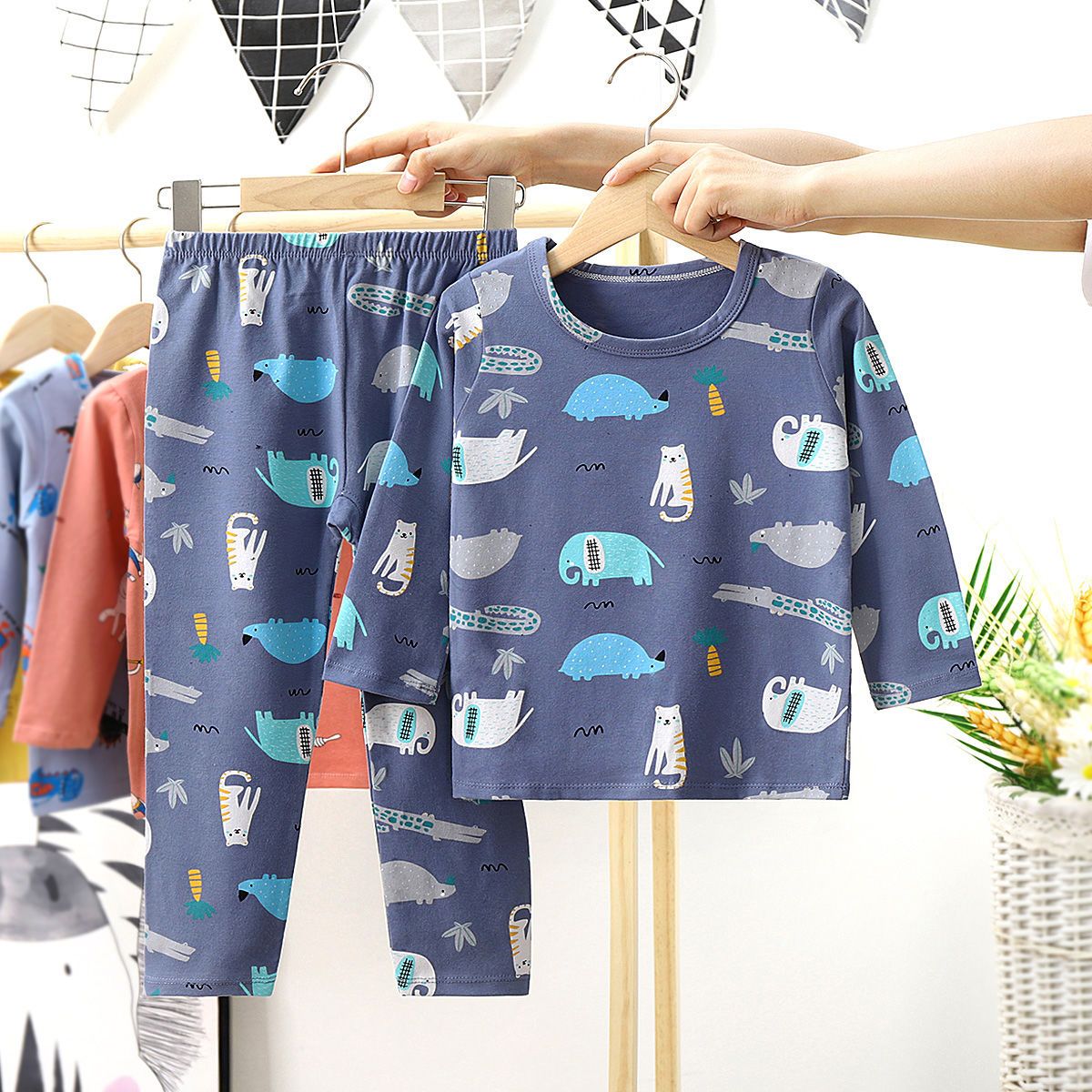 Children's Lycra Cotton Underwear Set Boys and Girls Spring and Autumn Baby Long Clothes and Long Trousers Small, Medium and Big Children's Homewear Pajamas