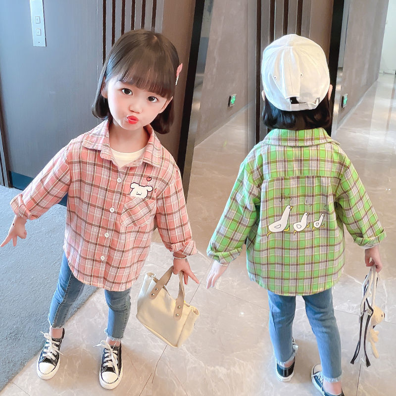 Girls 2023 new spring and summer children's baby foreign style plaid shirt children's cardigan anti-sun long-sleeved top