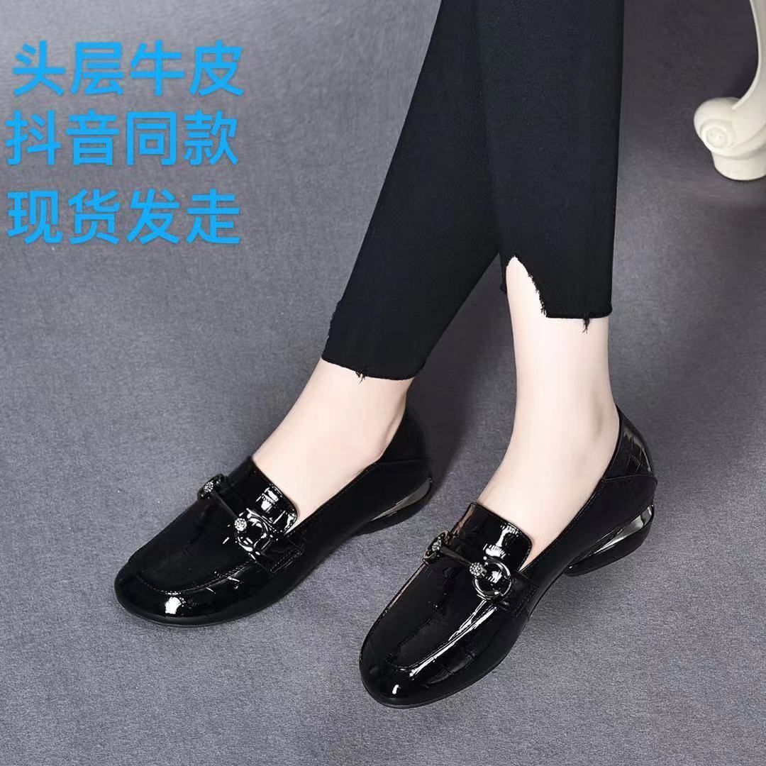 乐福鞋女2021秋季新款百搭漆皮女鞋舒适厚底小皮鞋圆头深口单鞋女