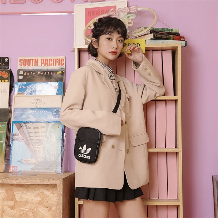 Small all-match casual suit jacket female 2023 spring and autumn design sense niche college style retro suit jacket