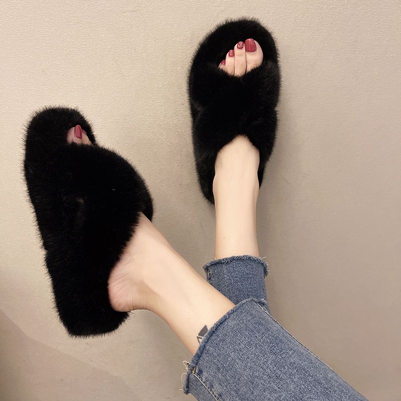 Thick-soled high-heeled fur slippers women's outer wear 2022 autumn and winter new home increase net red fashion wedge loafers