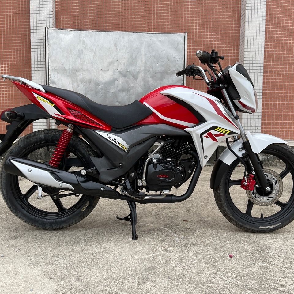 本田彪影男装跨骑式摩托车150cc 幻影燃油街车 机车honda整车