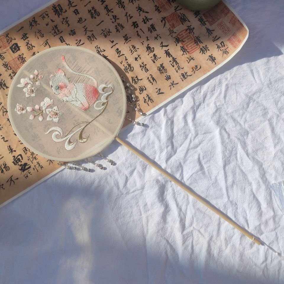 扇子古风女团扇中国风舞蹈夏季古典古装汉服长柄流苏小圆扇 虎窝拼